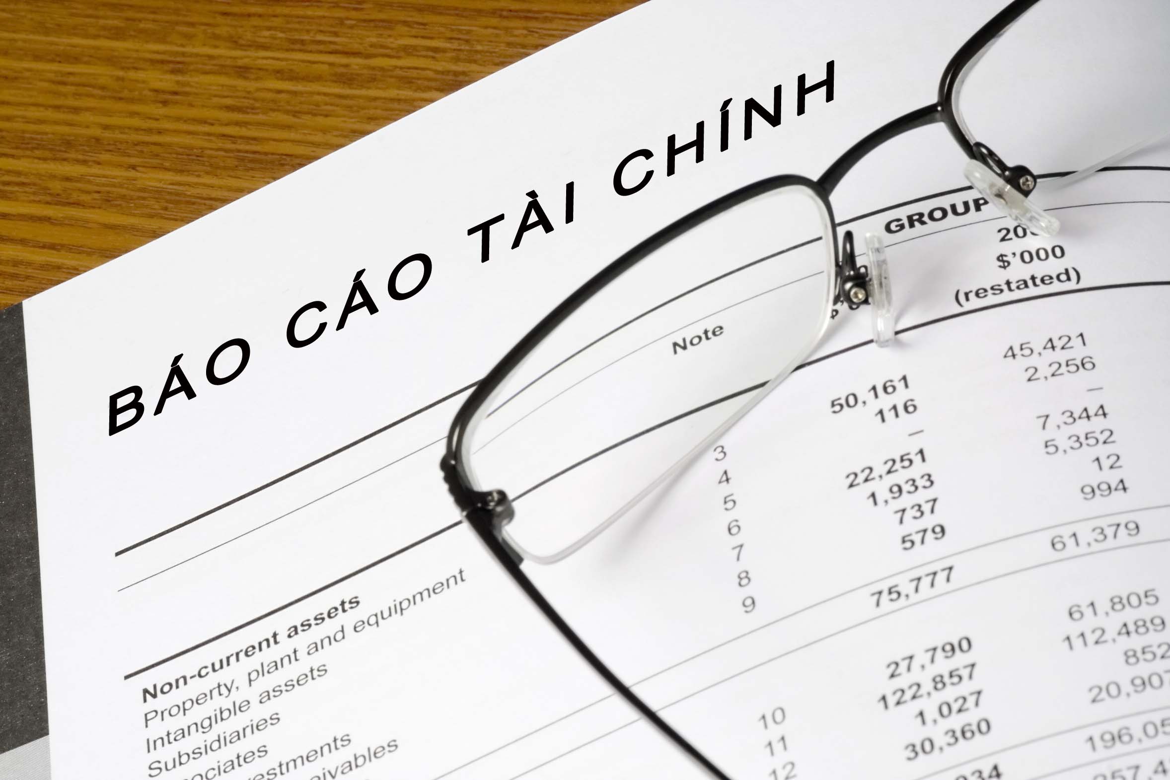 Bản chất và Vai trò của báo cáo tài chính doanh nghiệp